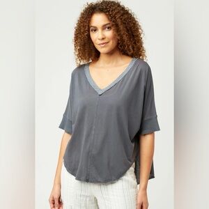 NWT XCVI Gardiner Contrast Banded Sleeve Top High Low Hem Size XL